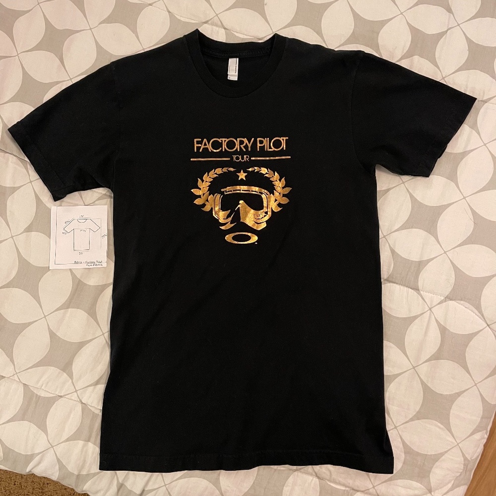 Rare Oakley Factory Pilot Tour promotional t-shirt
